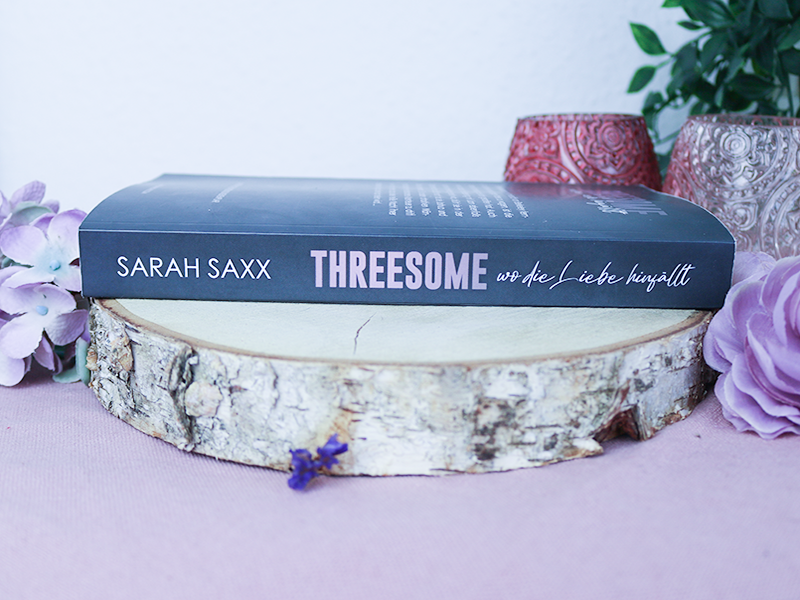 Sarah Saxx - Threesome